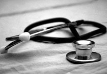 孩子咳嗽有痰咳不出來，用易坦靜可改善排痰困難問題